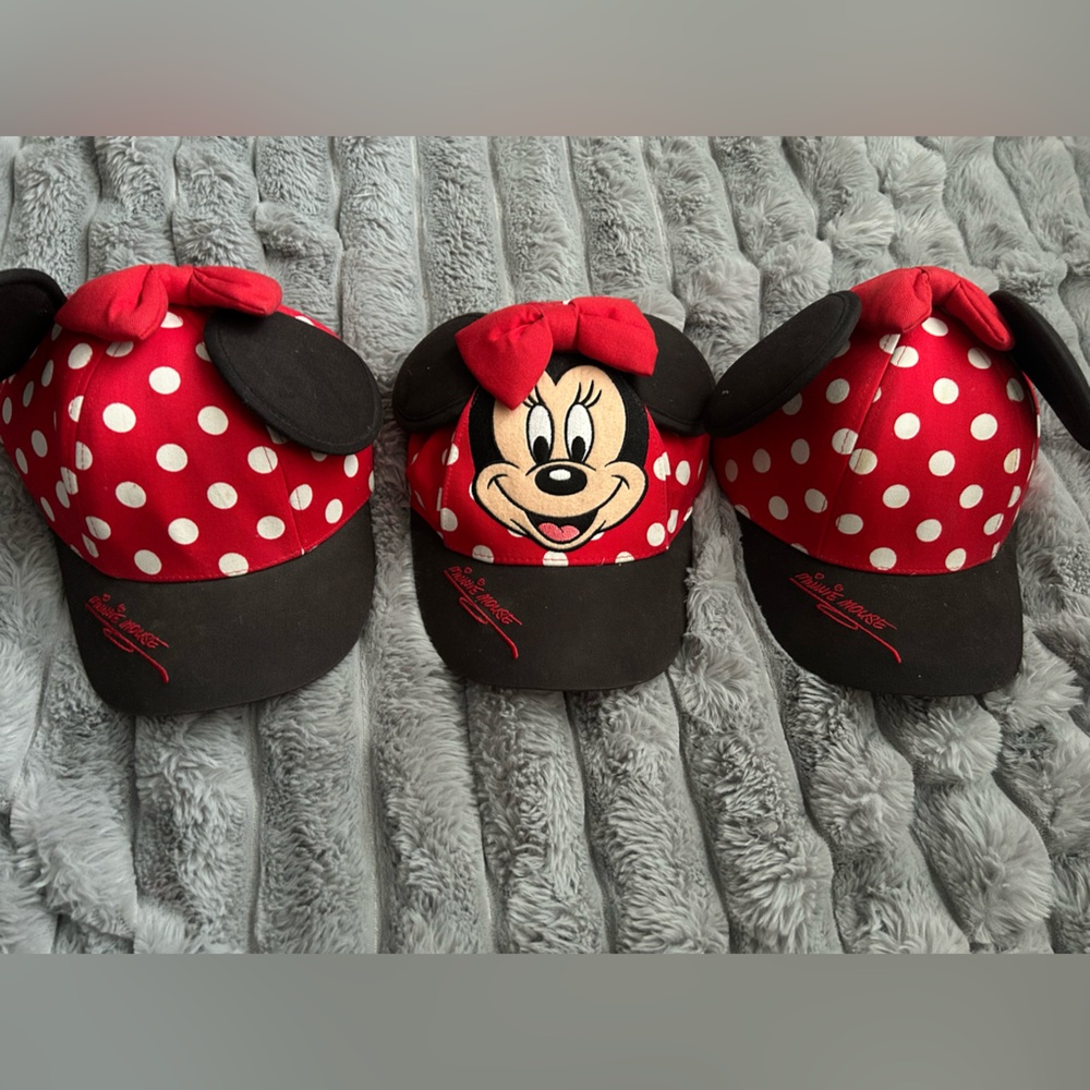 Disney Minnie Mouse Red and Black Cap